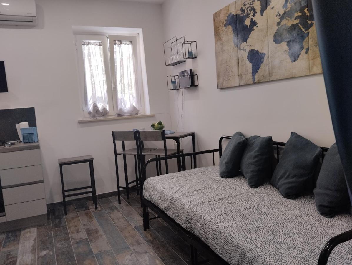 Casa Cesare Apartment Roma Ngoại thất bức ảnh